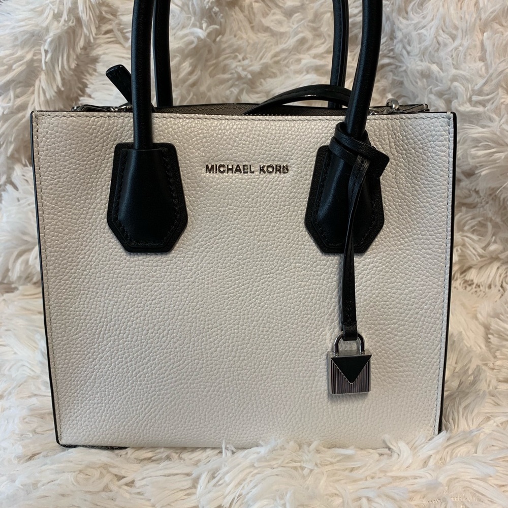 COPY - Michael Kors Mercer